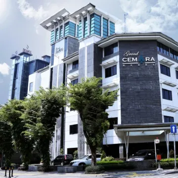 แกรนด์เซมาราโรงแรม โรงแรมใกล้สถานีขนส่งกรอกอล