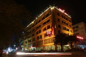 Envoy Continental Hotel