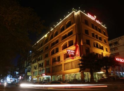 Envoy Continental Hotel