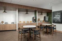 Fairfield Inn & Suites Boise West - breakfast