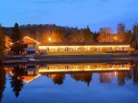 Algonquin Lakeside Inn Hotels in Haliburton County