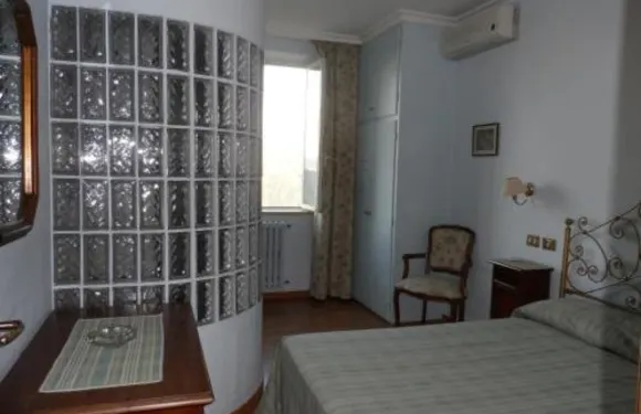 盧西亞龐內裏住宿加早餐旅館