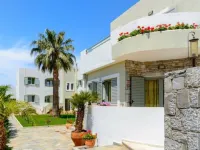 Angela Suites Boutique Hotel