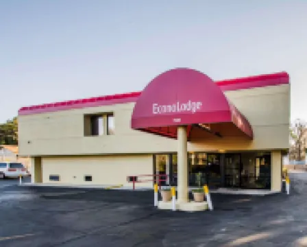 Travelodge by Wyndham Gainesville