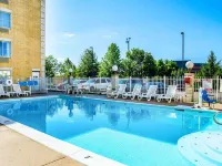 Quality Inn & Suites Cvg Airport Hoteles en Condado de Kenton