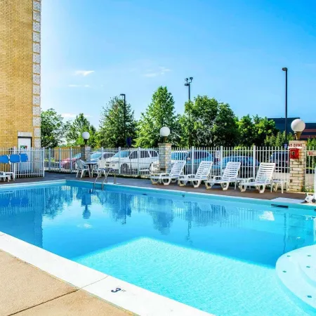 Quality Inn & Suites Cvg Airport