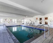 Comfort Inn Owatonna Near Medical Center - Pools