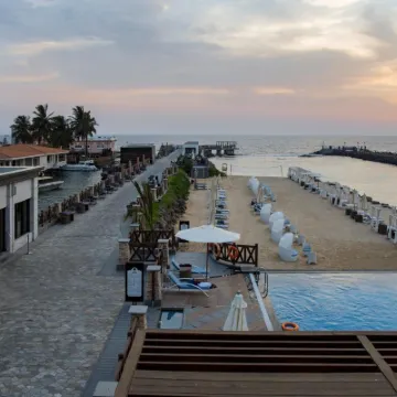 Narcissus Obhur Resort & Spa Hotels near North Obhr
