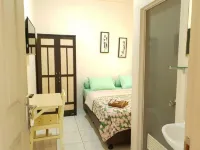 Delta Inn Bogor Syariah for Indonesian Only Hôtels à : East Bogor