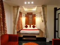 Hotel Saffron Leaf Hotels in Деградун