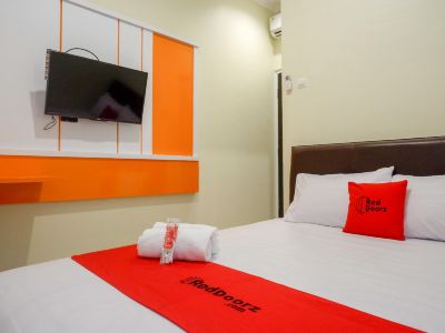 RedDoorz Syariah @ Kelud Sampangan Semarang