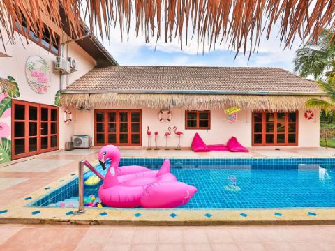 พัทยา รีแล็กซ์นาว พูลวิลล่า รีสอร์ต