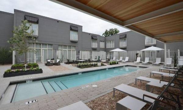 Hotel Ella