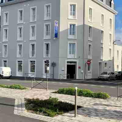 Hôtel Kyriad Lamballe Hotel Exterior