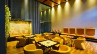 Weekend Address Managed by Living Homes Hotels in Сурат