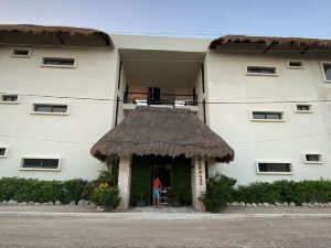 Family Apartment in Beautiful Residential Complex in Holbox