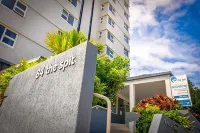 84號假日公寓大樓 USC Sunshine Coast Library附近的飯店