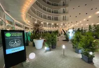 Parizs Garden Apartments - parking