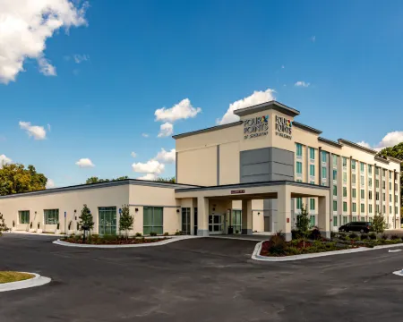 Four Points by Sheraton Brunswick Hotels in Dock Junction