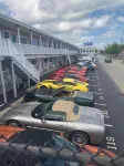 Mt Royal Motel - parking
