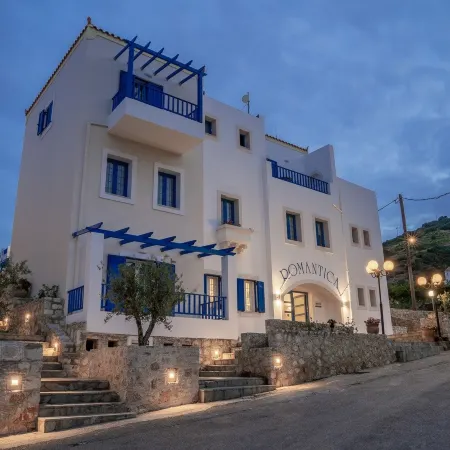 Romantica Hotel Apartments