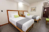 La Luna Inn