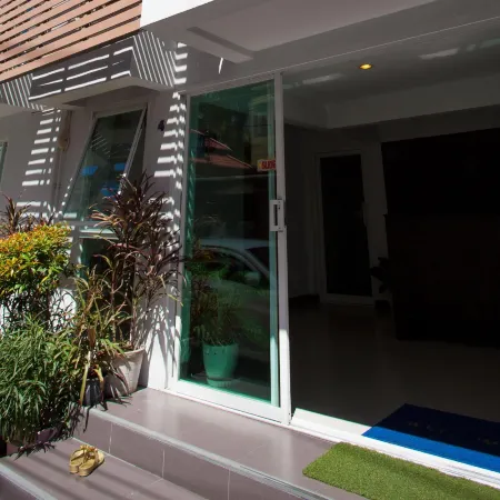 Nouveau Guesthouse
