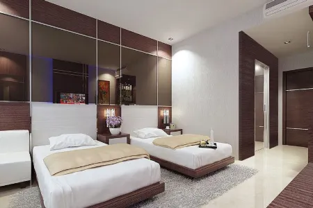 New Hollywood Hotel Отели рядом с достопримечательностью «HS Soeman Library»