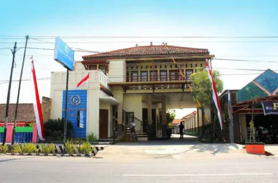 Grand Cepu Hotel Hotels in Cepu