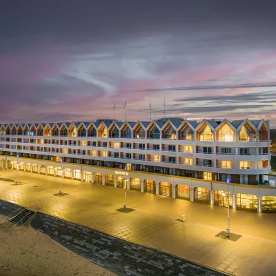 Radisson Blu Grand Hotel & Spa, Malo-les-Bains Hotels near Dunkerque Harbour Museum