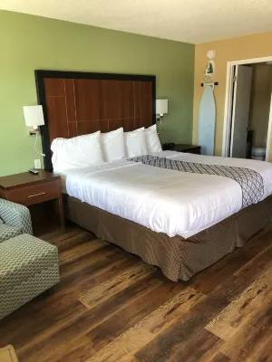 Knights Inn Motel