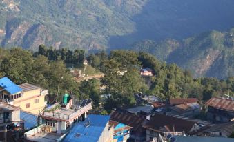 Taplejung Hotel Pathivara