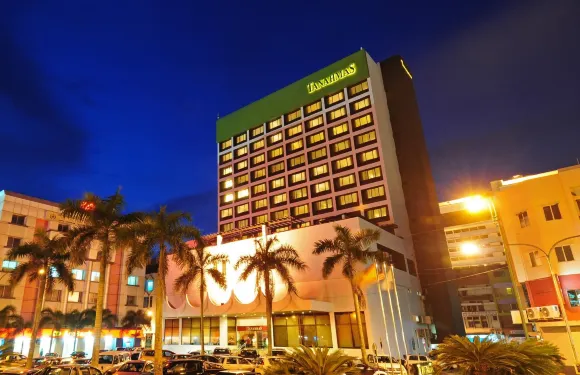 塔納哈馬斯泗務酒店