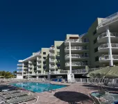 Crystal Palms Beach Resort Hotel di Treasure Island
