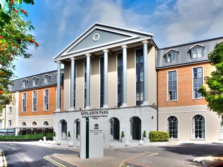 Midlands Park Hotel Отели рядом с достопримечательностью «Аббилеикс Бог Проджект»