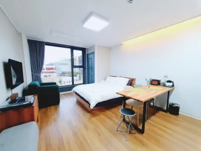 Andong Pension Dalandong (Wolyeonggyo 3 Minutes, New Construction, EV, Outdoor Beam BBQ) Отели рядом с достопримечательностью «Andong Dam»