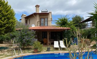 Villa with Pool and View Near Old Town in Datca