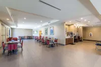Comfort Suites Kyle - breakfast