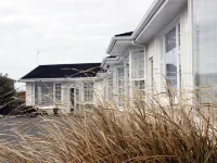 Colonial Motel