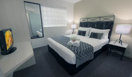 Inn Cairns