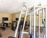 Comfort Inn & Suites - Kuntosalit