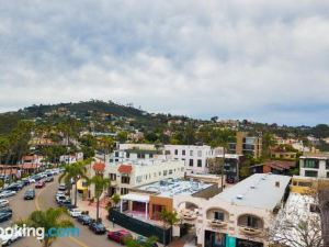 Seashore IV by AvantStay Comfortable La Jolla Flat 5Mins from The Beach