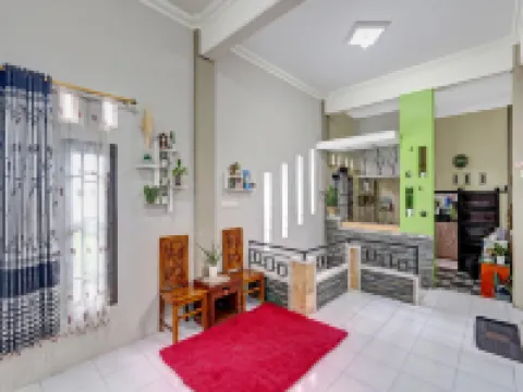 RedDoorz at Jalan Dieng 3