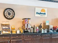 Days Inn & Suites by Wyndham Jeffersonville IN - Morgenmad