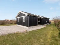 "Evin" - 800m from the Sea