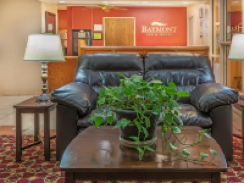 Baymont by Wyndham Salina Hotels in Salina
