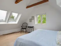 "Anemette" - 100m from the Sea