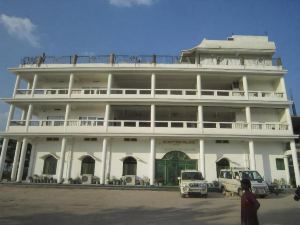 Mahamaya Palace Hotel & Conference Center