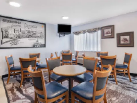 Super 8 by Wyndham Danville Hotels in Vermilion County