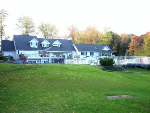 Longhouse Manor B&B